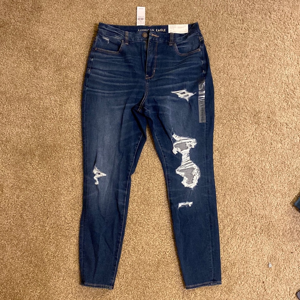 NEW W/ TAGS - AMERICAN EAGLE SZ: 12R